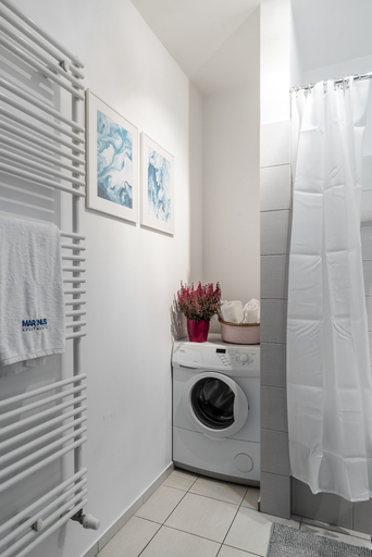 Bathroom 3, Marinus Apartments Szafarnia, Gdańsk City