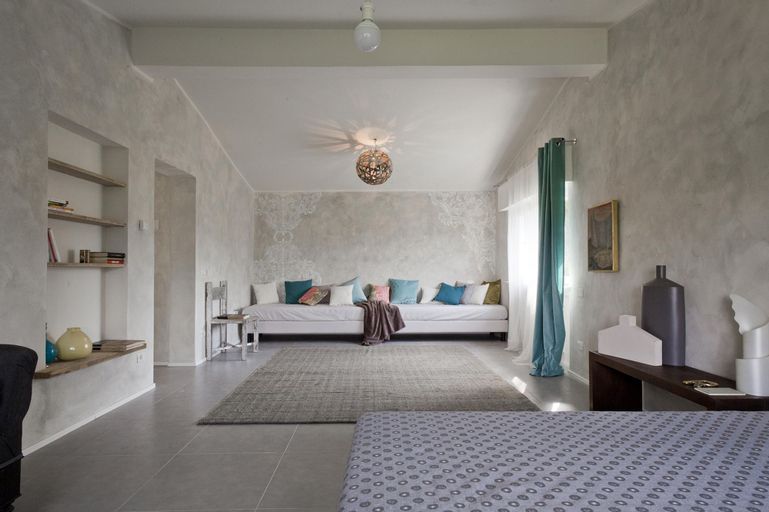 Bedroom 4, Villa De Hura, Bergamo