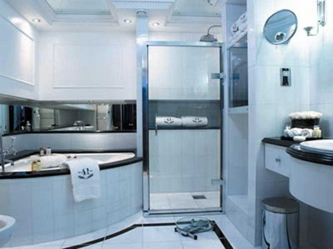 Bathroom 4, Hotel 41, London