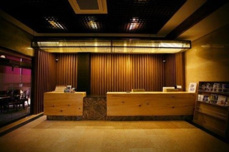 Others 4, Hotel The Base, Chungju