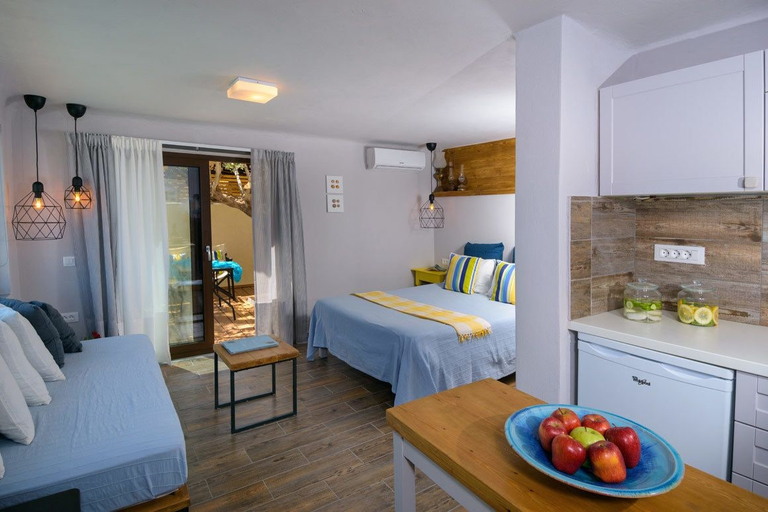 Bedroom 5, Villa Olga, Crete