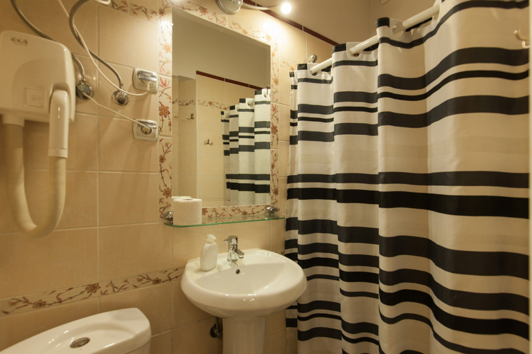 Bathroom 4, Metropolitan Apartments, Kraków City