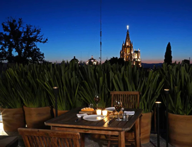 Food & Drinks 5, Casa de los Olivos, Allende