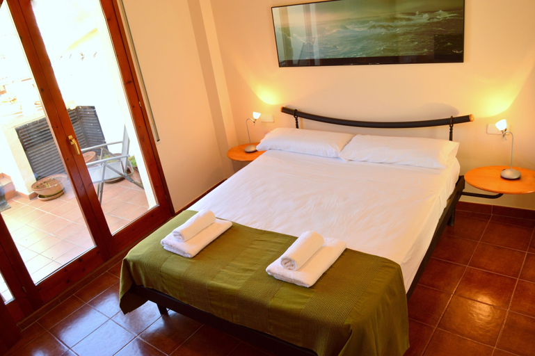 Bedroom 3, La Maison Jaune, Girona