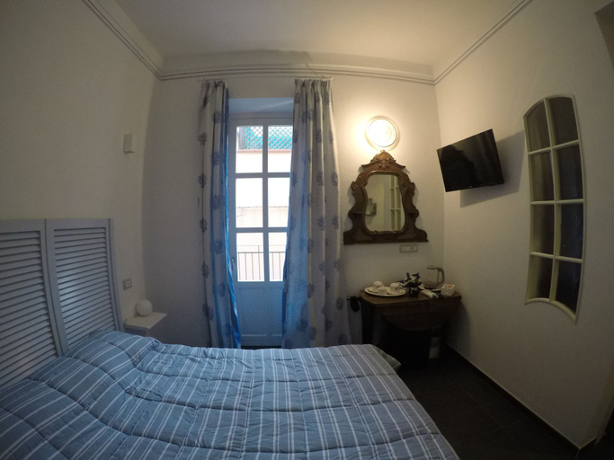 Bedroom 4, Casa Italia, Savona
