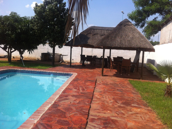 Sport & Beauty 4, Cosy Palms Guest House, Gaborone