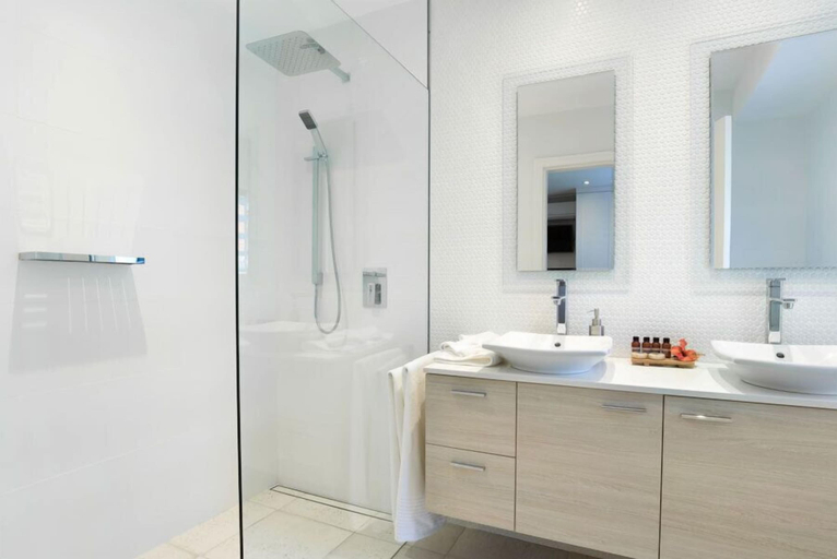 Bathroom 3, Cronulla Beach House B&B, Sutherland Shire - East