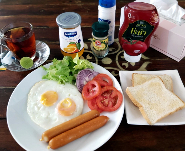 Food & Drinks 5, Promtawan Resort, Muang Surat Thani