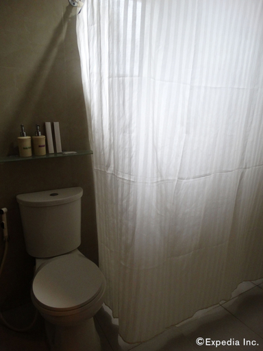 Bathroom 5, Grande Vista Hotel, Puerto Princesa City