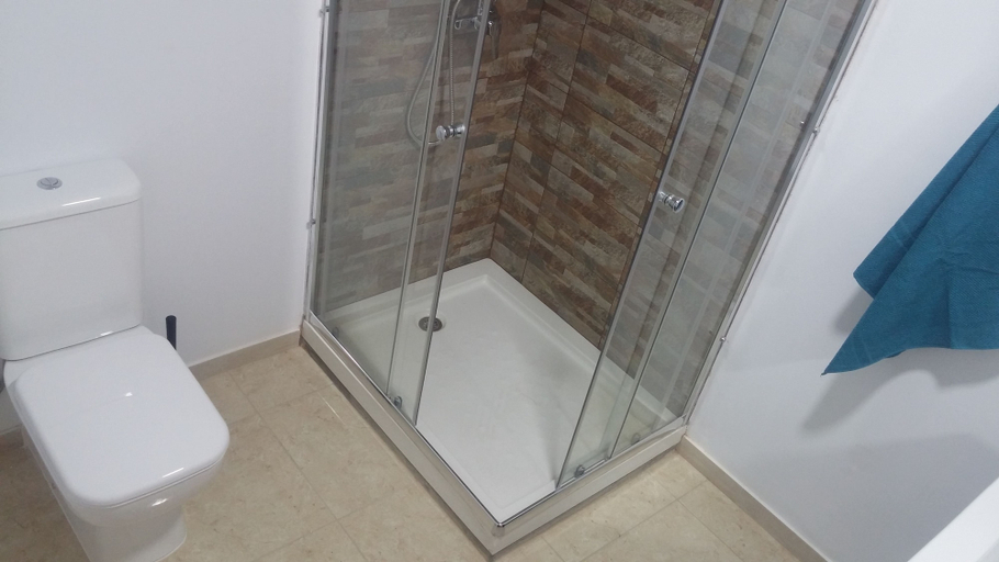 Bathroom 5, Rafaela Guest House, Málaga