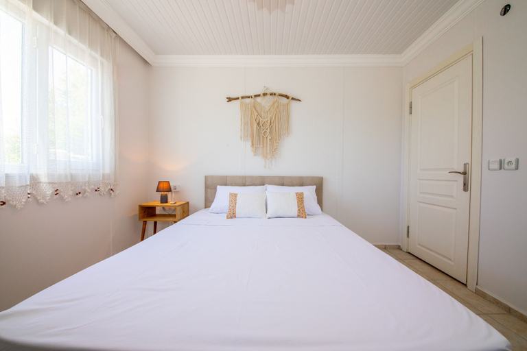 Bedroom 4, Bhavana Gokova, Ula