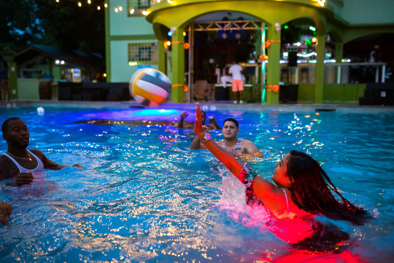 Sport & Beauty 3, Midas Belize