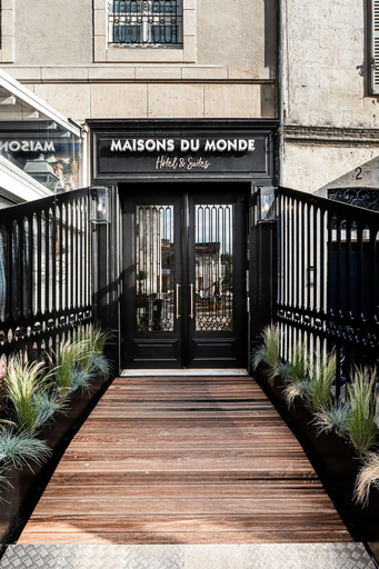 Exterior & Views 2, Maisons du Monde Hôtel & Suites - La Rochelle Vieux Port, Charente-Maritime