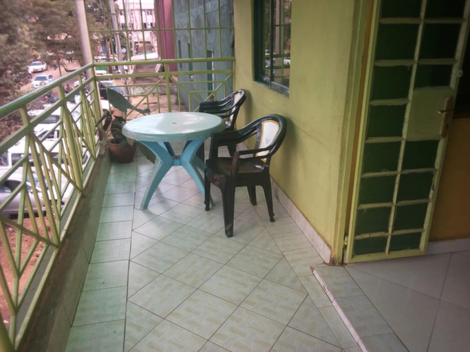 Others 5, Elpaso Lodge, Mathira