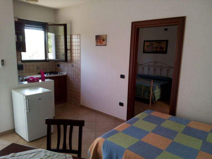 Bedroom 3, Parco Monsignore, Brindisi