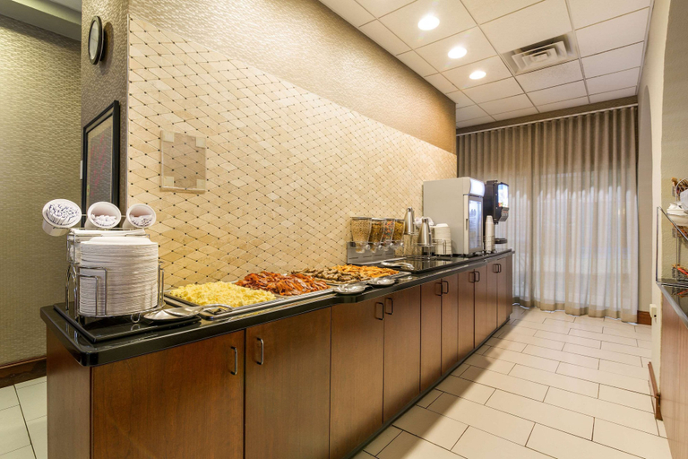 Food & Drinks 5, Clarion Hotel Convention Center, Ward
