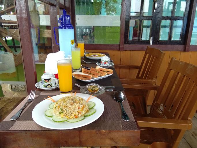 Food & Drinks 5, Dream House Guest House & Restaurant, Bassein