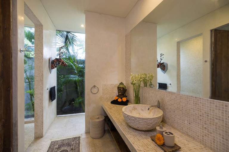 Bathroom 3, Villa Batik Seminyak, Badung