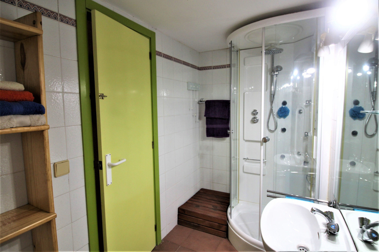 Bathroom 2, Apartamento 3312 - Royal Marine I Xaloc Bx 15, Girona