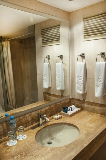 Bathroom 5, Estelar Miraflores, Lima
