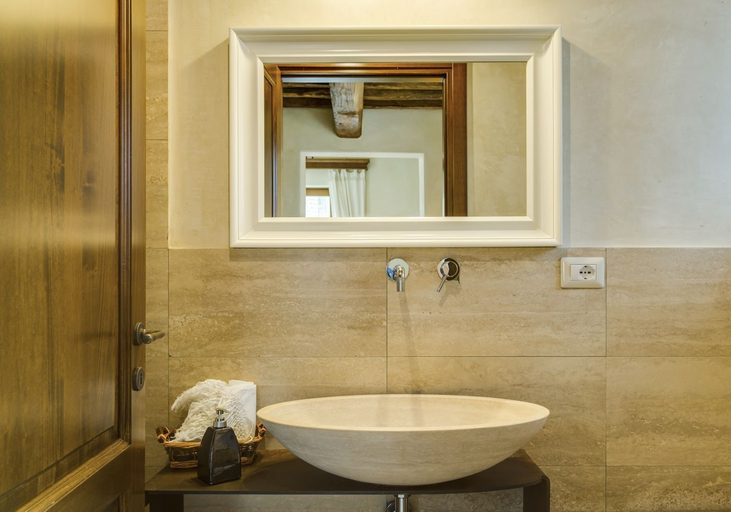 Bathroom 4, Agriturismo Le Canterie, Siena