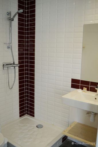 Bathroom, Le Bercail, Vendée