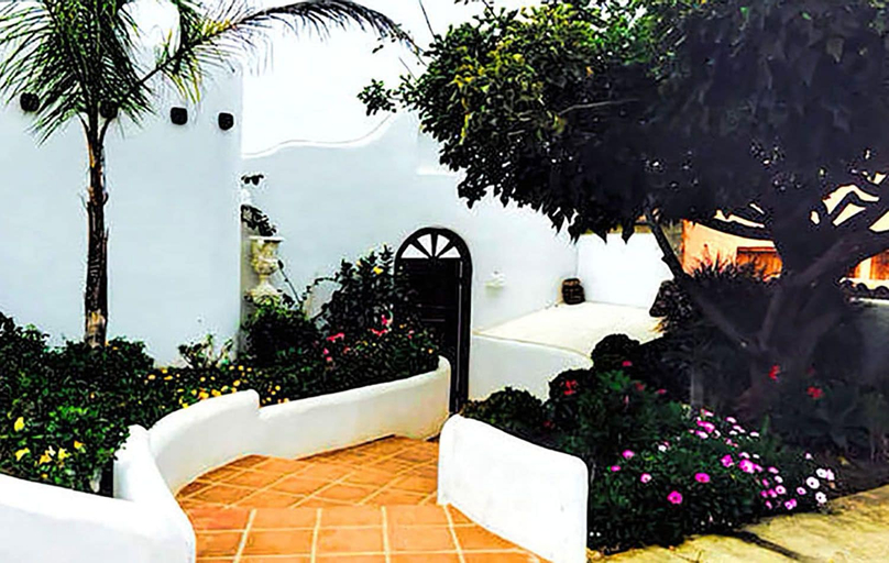 Exterior & Views 19