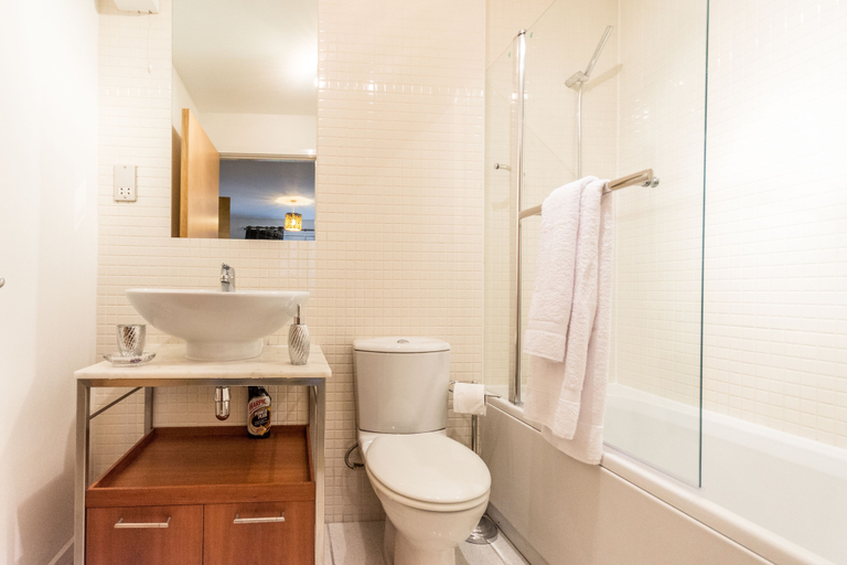 Bathroom 3, Holistic Condos Apartments - Albion Gardens, Edinburgh