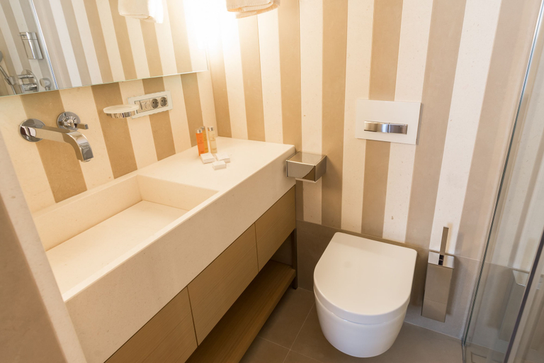Bathroom 3, Guillaume Suites, Luxembourg