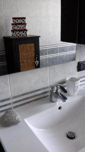 Bathroom, B&B Casa Carolina, Cuneo