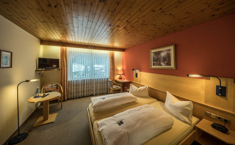 Bedroom 4, Hotel Freihof, Ortenaukreis
