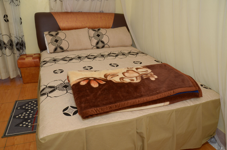 Bedroom 2, 2 Stars Hotel, Kinkiizi