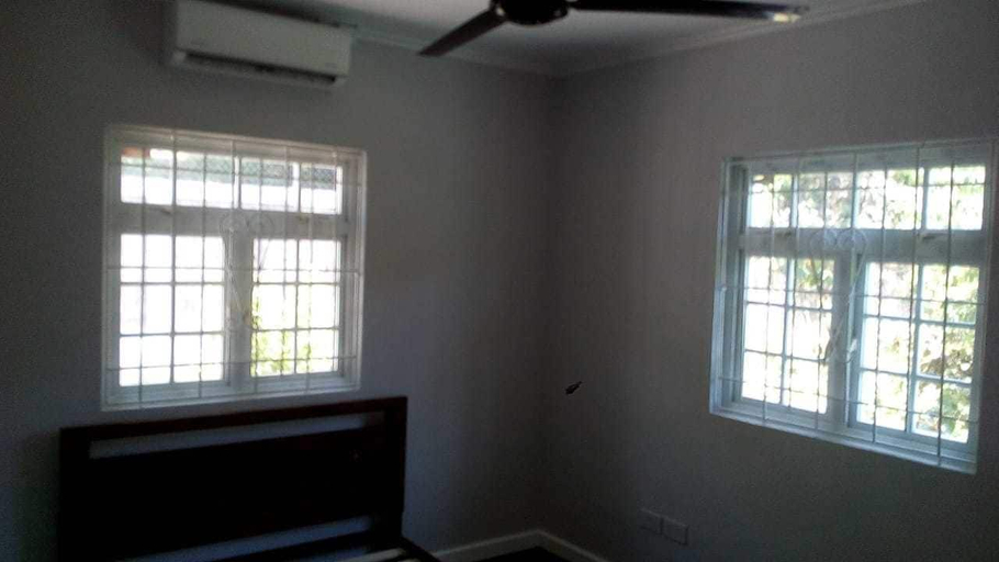 Others 5, Octave's Beach Trek Apartment