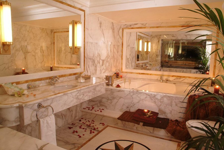 Bathroom 5, Royal Olympic Hotel, Attica