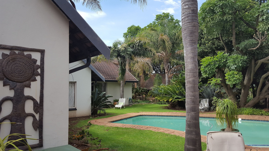 Exterior & Views 2, Airport Modjadji Guesthouse, Ekurhuleni