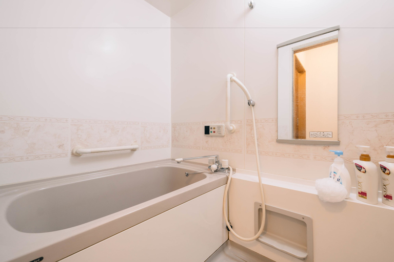 Bathroom 4, IKIDANE HOUSE OSAKA Kyobashi, Osaka