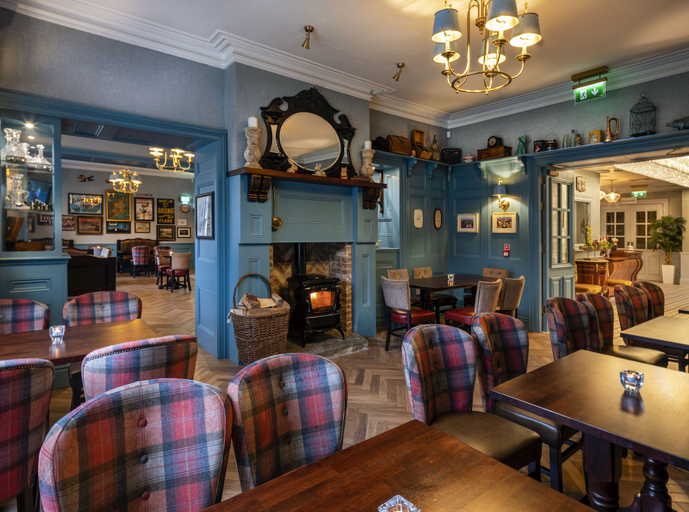 Food & Drinks 5, Avalon House Hotel