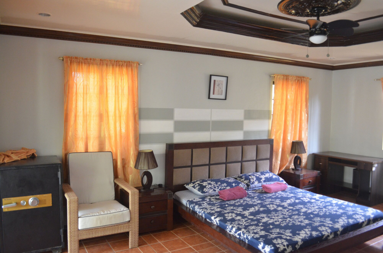 Bedroom 3, Kim Beatriz Compound, Lapu-Lapu City