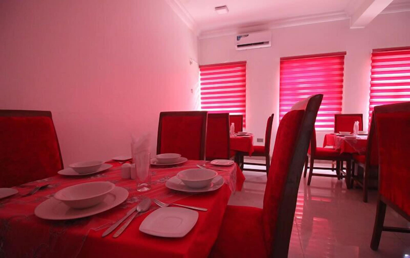 Food & Drinks 4, Roses Regency Hotel and Suites, AbujaMun