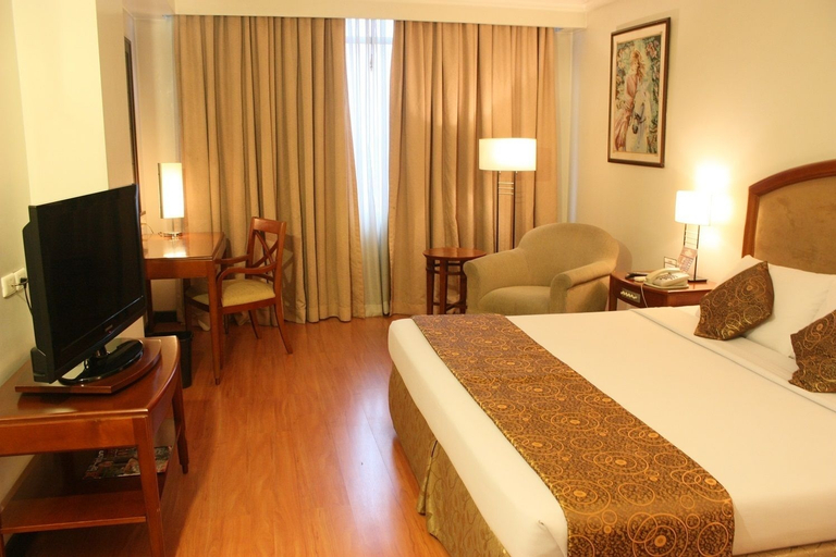 Bedroom 3, Hotel Supreme Convention Plaza, Baguio City