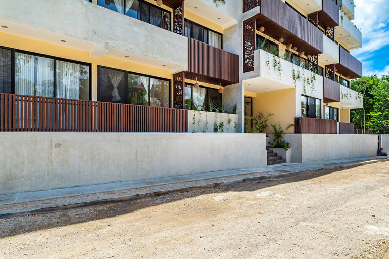 Exterior & Views 2, Solemn Peaceful Condos by The Spot Rentals, Cozumel