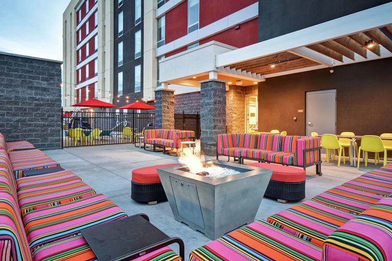 Food & Drinks 5, Home2 Suites by Hilton Gilbert, Maricopa