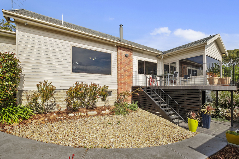 Exterior & Views 2, Manfield City Waterfront View Cottage, Clarence