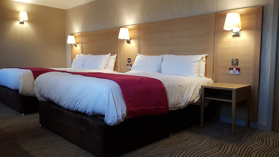 Bedroom 3, Best Western Heath Court Hotel, Suffolk
