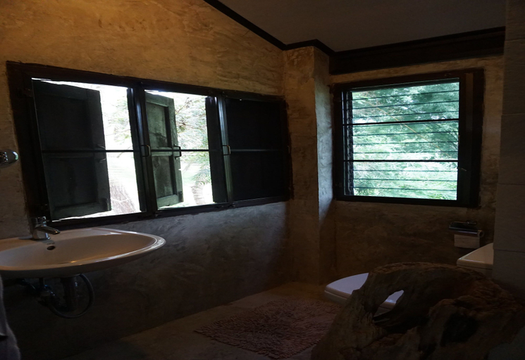 Bathroom 4, Mae Nai Gardens, Mae Rim