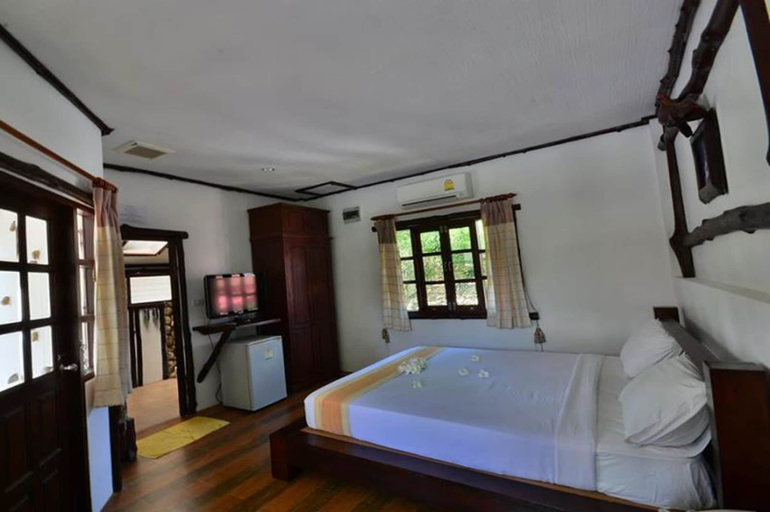 Bedroom 3, Alongkot Beach Resort Khanom, Khanom