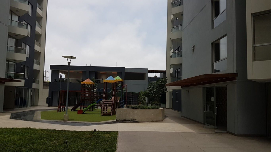 Exterior & Views 2, Lima Flats 2, Lima