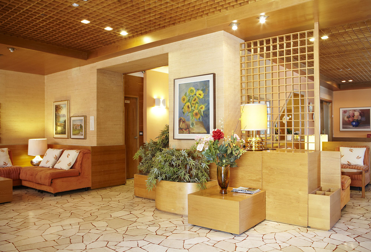Others 5, Albergo Milano, Como