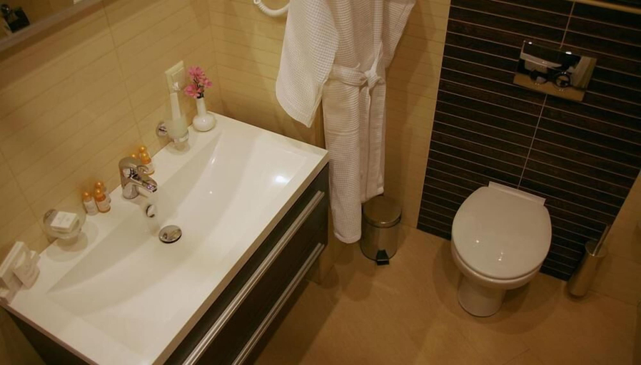 Bathroom 4, Aquamarine Hotel&SPA, Tuapsinskiy rayon