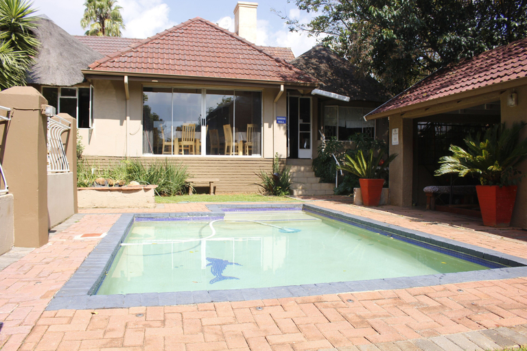 Sport & Beauty 5, African Sky Bed and Breakfast, West Rand